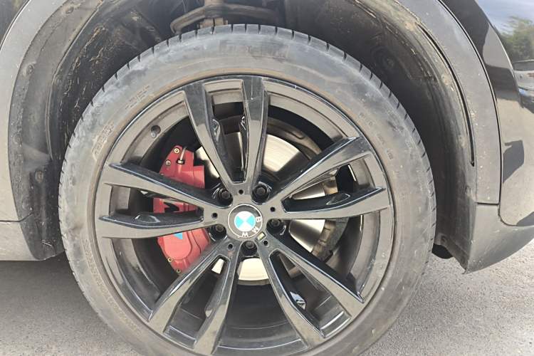 Used BMW X6 2017 xDrive28i Right Front Wheel Hub
