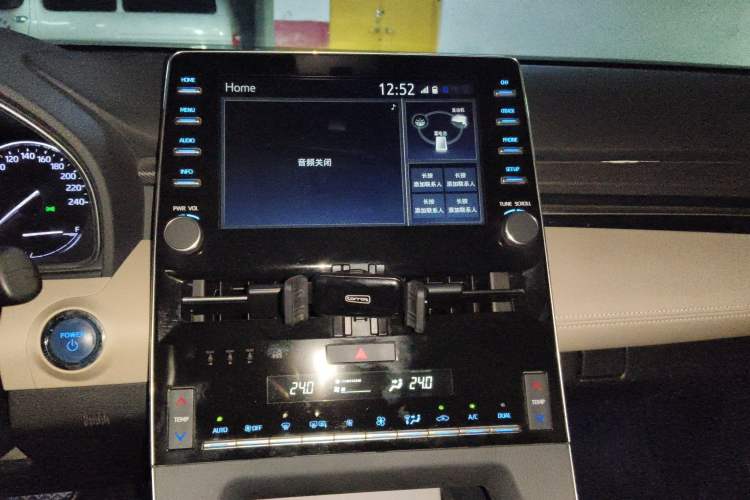 Used Toyota Avalon 2019 Dual-Engine 2.5L Luxury Edition China VI Standard