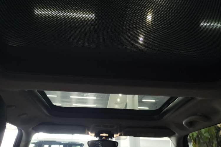 Used MINI MINI 2023 Updated 1.5T COOPER Artist
