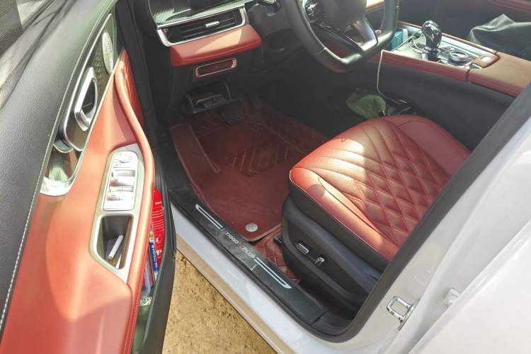 Used Chery Tiggo 7 PLUS 2023 Champion Edition 1.5TGDI DCT Prestige Model
