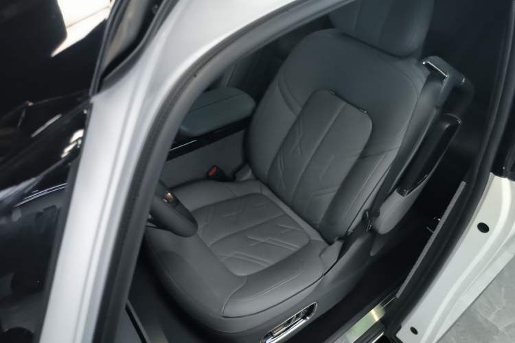 Used Zeekr MIX 2025 Long-Range Intelligent Driving Edition Left Front Seat