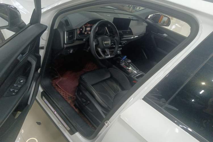 Used Audi Q5L 2022 40T Fashionable and Dynamic Model