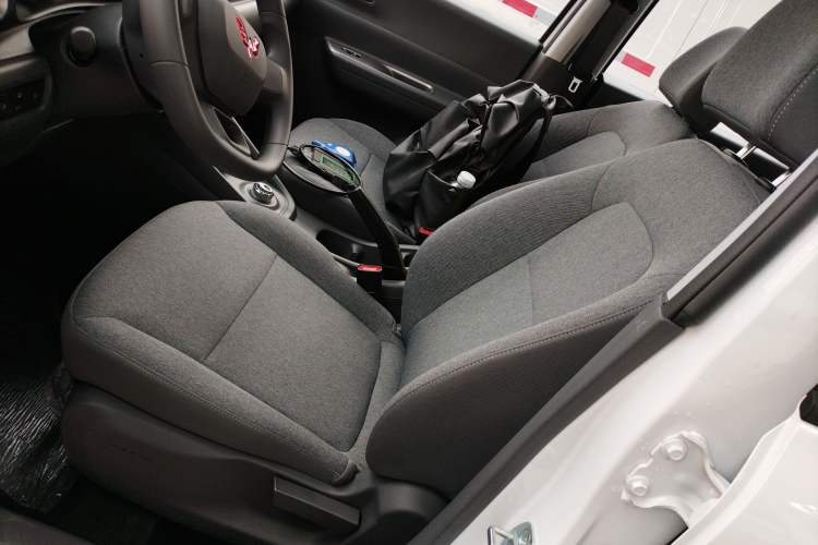 Used Wuling Hongguang New Energy 2025 Extended-Range Hybrid 50KM Comfort Version
