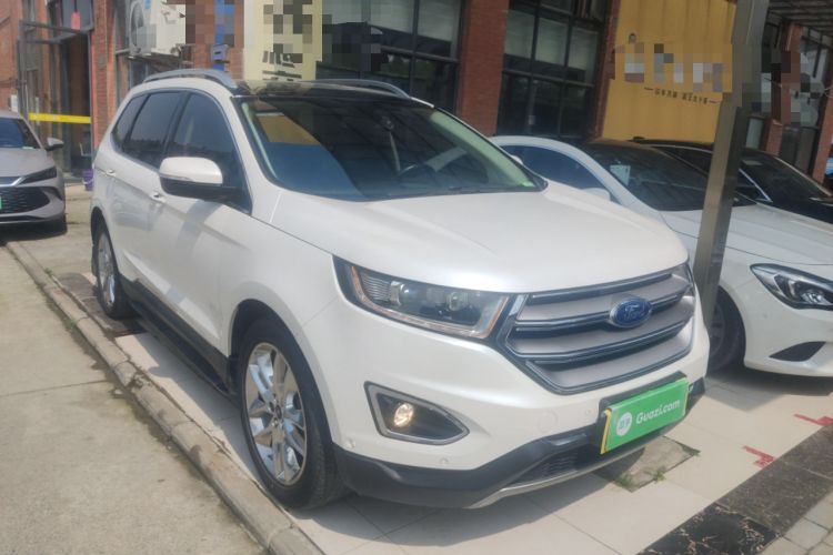 Used Ford Edge 2016 EcoBoost 245 Four-Wheel Drive Titanium 7-Seater Front Right 45 Deg