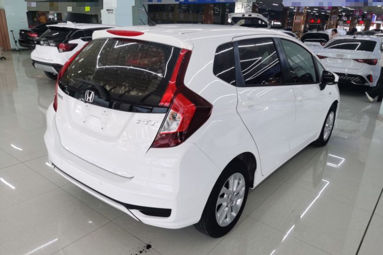 Used Honda Fit 2018 1.5L CVT Comfort Sunroof Version