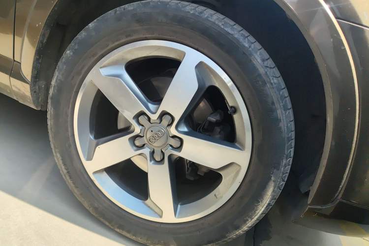 Used Audi Q3 2016 35 TFSI Collection Edition Comfort Model
