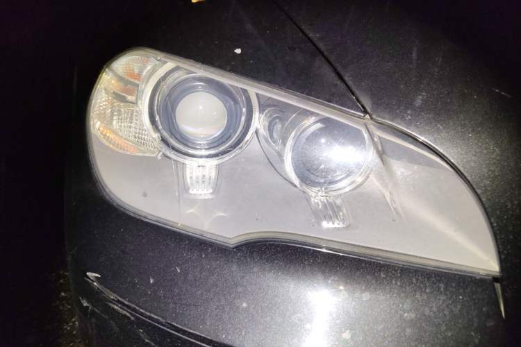 Used BMW X5 2011 xDrive35i Leading Model Right Front Headlight
