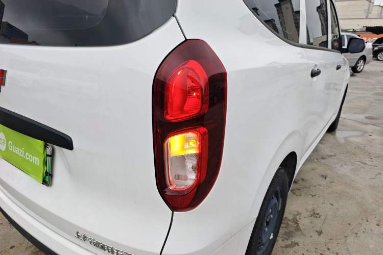 Used Wuling Hongguang New Energy 2024 All-Electric Model 300KM Standard Version