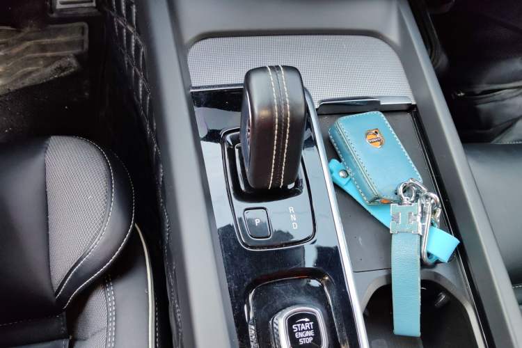 Used Volvo XC60 New Energy 2021 T8 E-Drive Hybrid Smart & Dynamic Edition