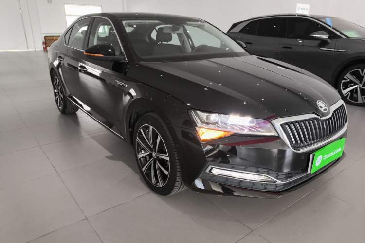 Used Skoda Superb 2023 Facelifted TSI280 DSG Luxury Edition
