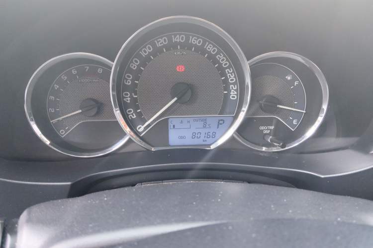 Used Toyota Levin 2014 1.6G CVT Elite Edition Odometer Close Up