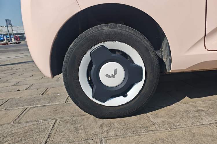 Used Wuling Hongguang MINIEV 2024 3rd Generation 170 km Exterior 5