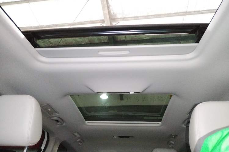 Used Roewe iMAX8 New Energy 2025 1.5T DMH Lu Zun Deluxe Edition Headliner