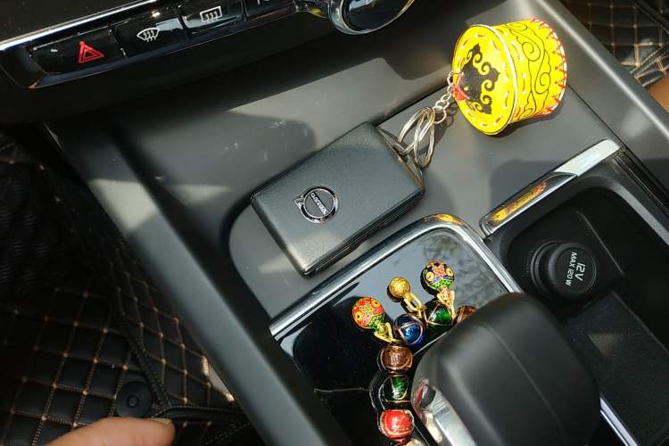 Used Volvo XC60 2023 B5 4x4 Smart Luxury Edition