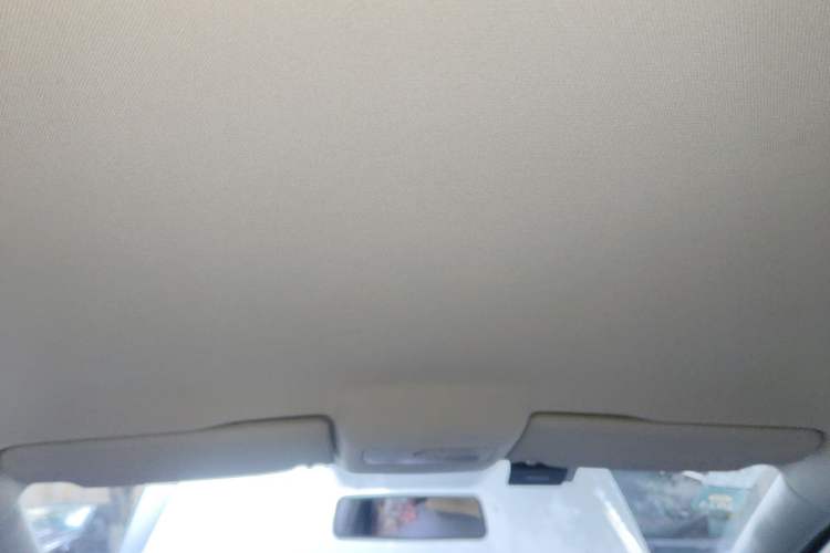 Used Volkswagen Polo 2013 1.4L Manual Fashion Edition