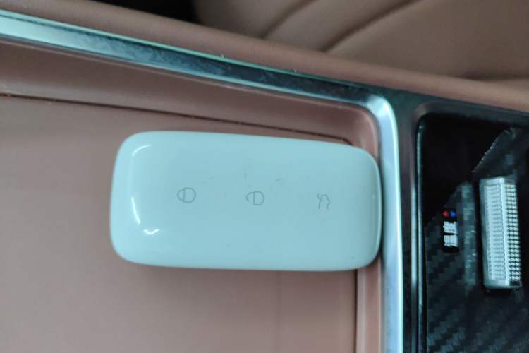 Used Geely Galaxy L6 2025 EM-i 140km Explorer+ Edition Interior 1