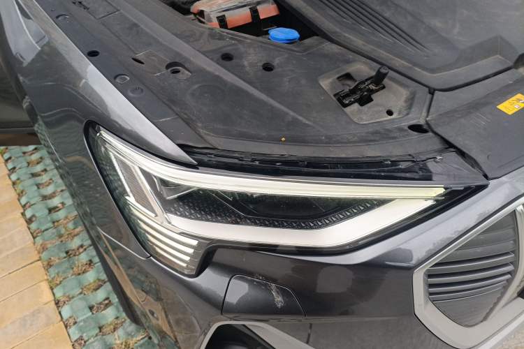 Used Audi e-tron 2021 50 quattro Prestige Edition