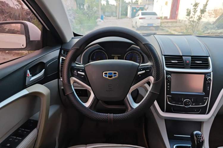 Used Geely Auto Emgrand 2014 Sedan 1.5L Manual Elite Model