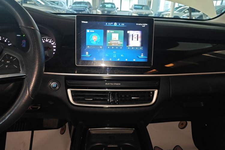 Used BYD Song MAX 2019 1.5T Automatic Smart Connect Ruiyi Sunroof Model 7 Seats China VI Standard Audio And AC Panel