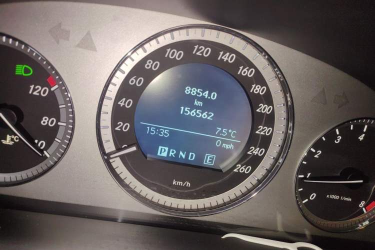 Used Mercedes-Benz GLK-Class 2011 GLK 300 4MATIC Dynamic Model