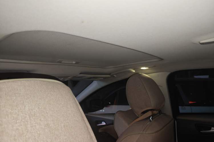 Used Ford Focus 2012 Sedan 1.6L Manual Fashion Edition
