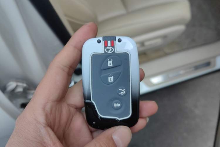 Used Lexus RX Classic 2013 270 Elegant Edition Interior 1