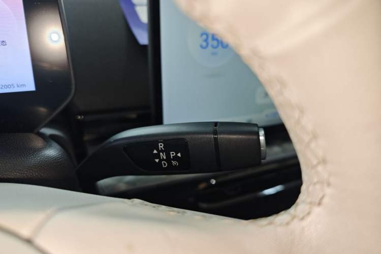 Used JAC Yiwei 3 2023 505km Pro+