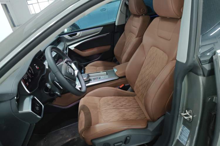 Used Audi A7L 2024 45 TFSI quattro Luxury Edition
