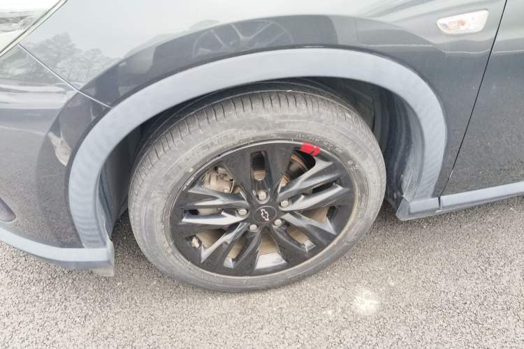 Used Chevrolet Orlando 2019 Redline 530T Automatic Enjoyment Version (5+2 Seating) China VI Left Front Wheel Hub