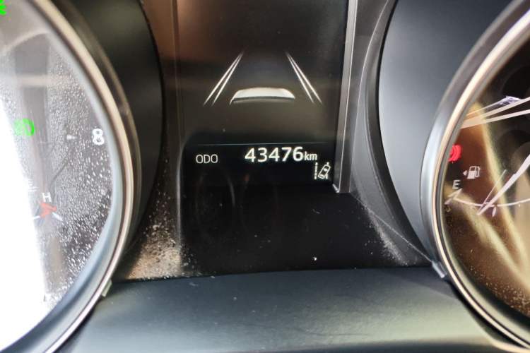 Used Toyota IZOA 2018 2.0L Yichi Version China VI Standard