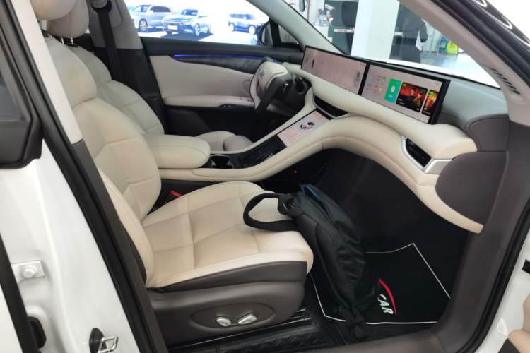 Used IM LS6 2023 Max Standard Edition
