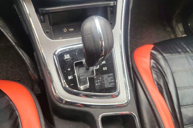 Used Baojun 560 2016 1.8L iAMT Elite Edition
