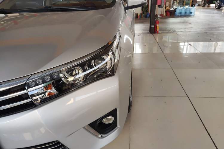 Used Toyota Corolla 2014 1.8L CVT GLX-i