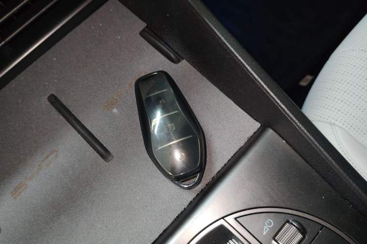 Used BYD Seal 05 DM-i 2025 DM-i Smart Drive 55KM Luxury Model Interior 1