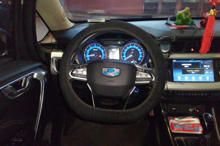 Used Geely Auto Vision X3 2019 Upgraded Model 1.5L Manual Elite Version
