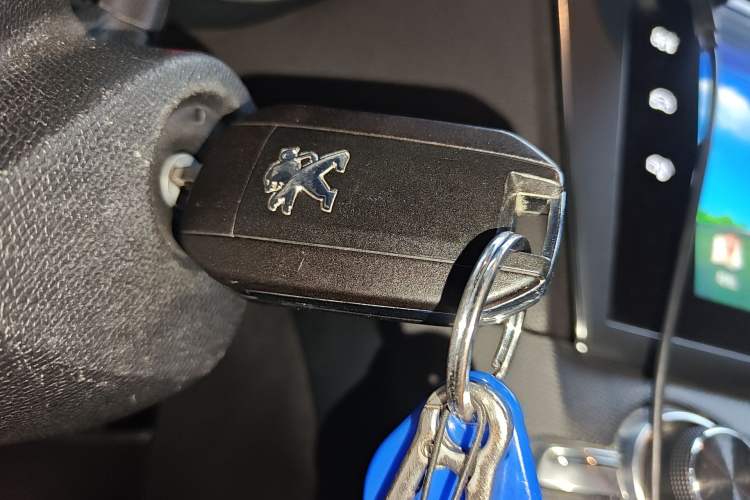 Used Peugeot 408 2016 1.6T Automatic Luxury Edition Vehicle Key