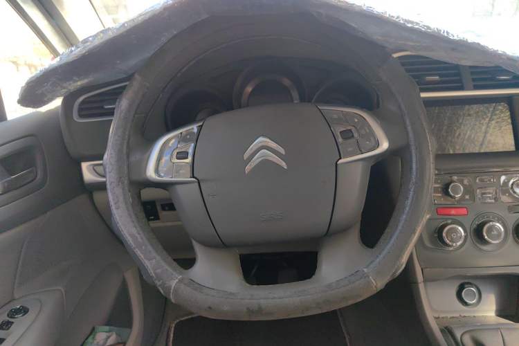 Used Citroen C4L 2014 1.8L Intelligent Drive Manual Enjoyment Model Steering Wheel
