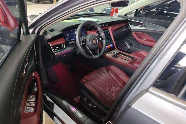 Used Hongqi H5 2023 2.0T Automatic Smart Connect Flagship Edition
