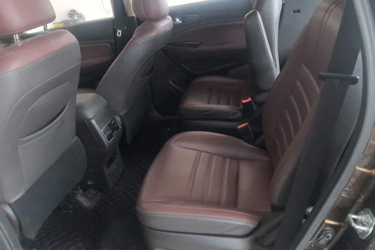 Used CHANGAN Lingxuan 2017 1.6L Manual Happiness Edition