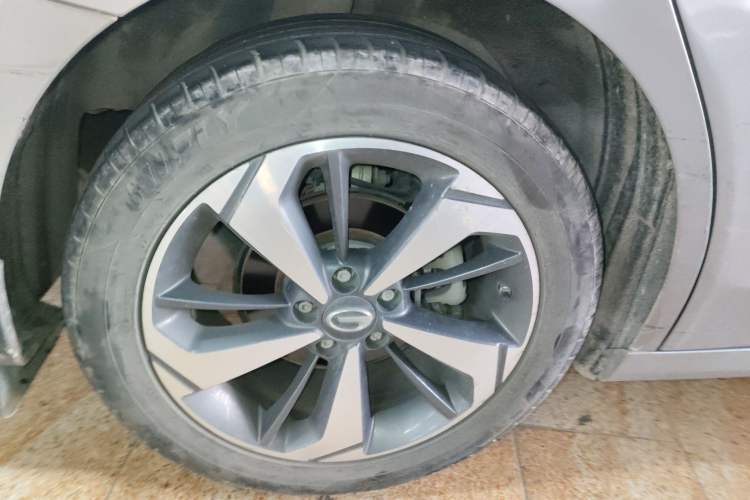 Used GAC Trumpchi GA6 2019 270T Automatic Luxury Edition Right Rear Wheel Hub