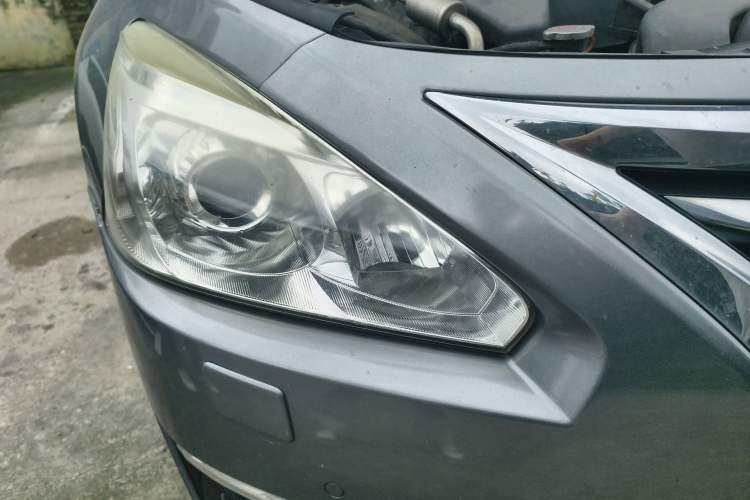 Used Nissan Teana 2015 2.5L XL Upper Champions League Tech Edition Right Front Headlight