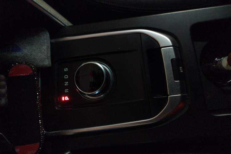 Used Land Rover Discovery Sport 2018 240 PS SE Version