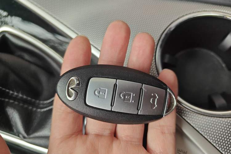 Used Infiniti Q50L 2016 2.0T Enjoyment Edition Interior 1