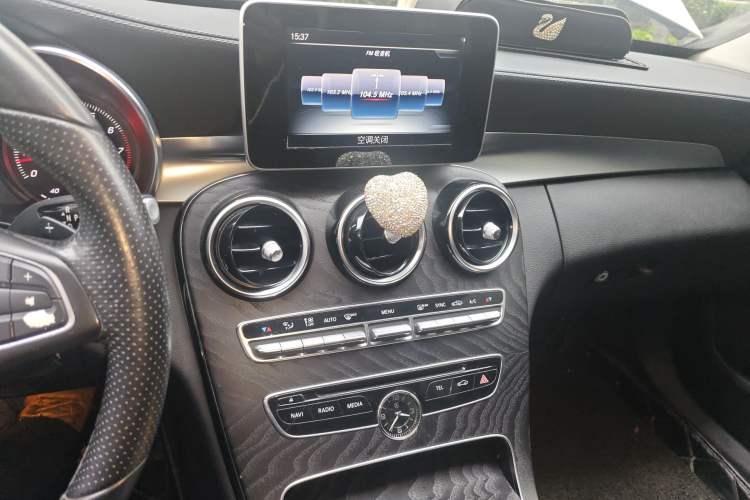 Used Mercedes-Benz C-Class 2017 Restyled C 180 L Fashion Edition Sport Version Audio And AC Panel