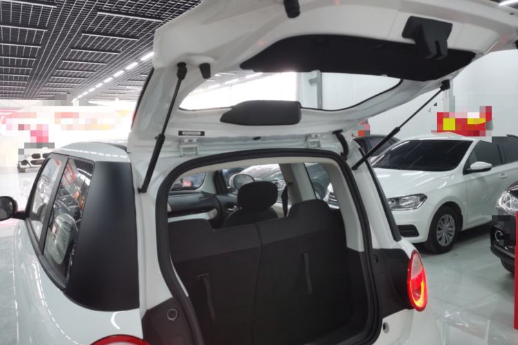 Used CHANGAN NEVO Lumin 2026 Model Treasure Edition 205km Passionate Beige Ningde Trunk