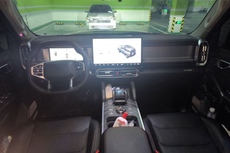 Used JETOUR Traveler 2025 1.5TD DCT Two-Wheel Drive Exploration+ Center Console