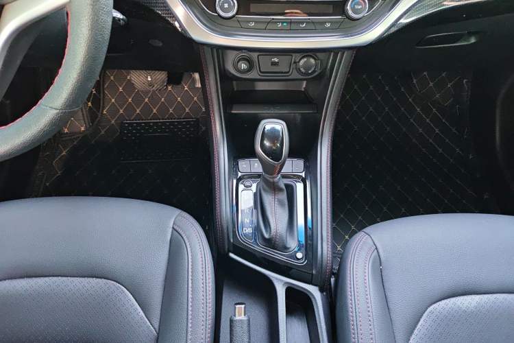 Used JAC Group Refine S3 2017 1.6L CVT Luxury Smart Model