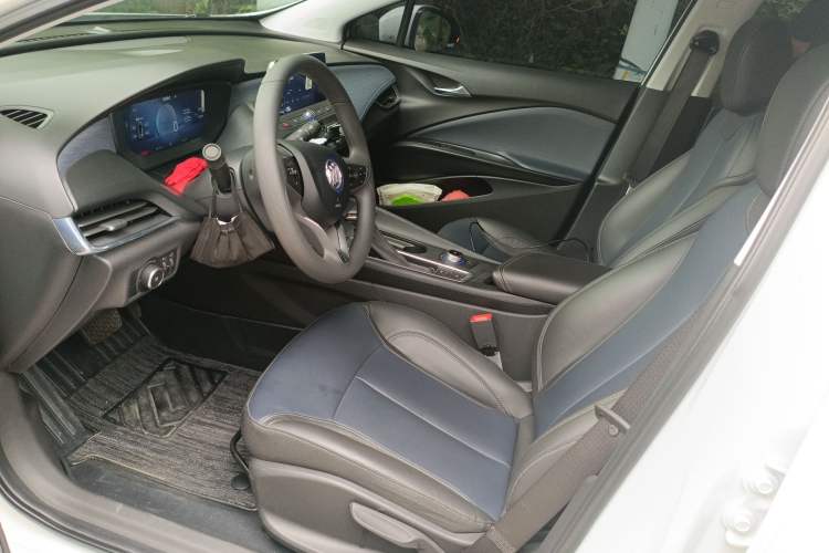 Used Buick Velite 6 2023 430km Range Commuter Version Left Front Seat