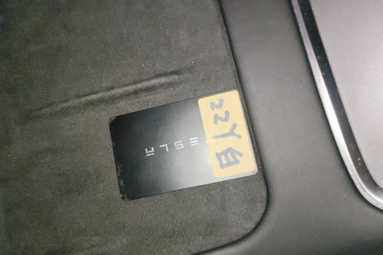 Used Tesla Model Y 2022 Rear-Wheel-Drive Version Vehicle Key