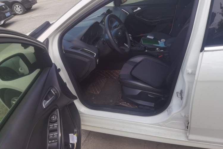 Used Ford Focus 2017 Hatchback EcoBoost 180 Automatic Elite Model
